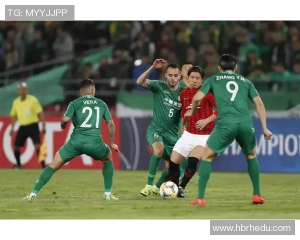 浦和红砖与北京国安激战正酣谁能在亚冠赛场笑到最后